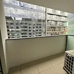 V Centru Brna U Hlavniho Nadrazi S Garazi *